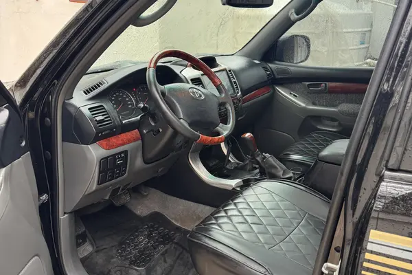 تویوتا، پرادو دو در