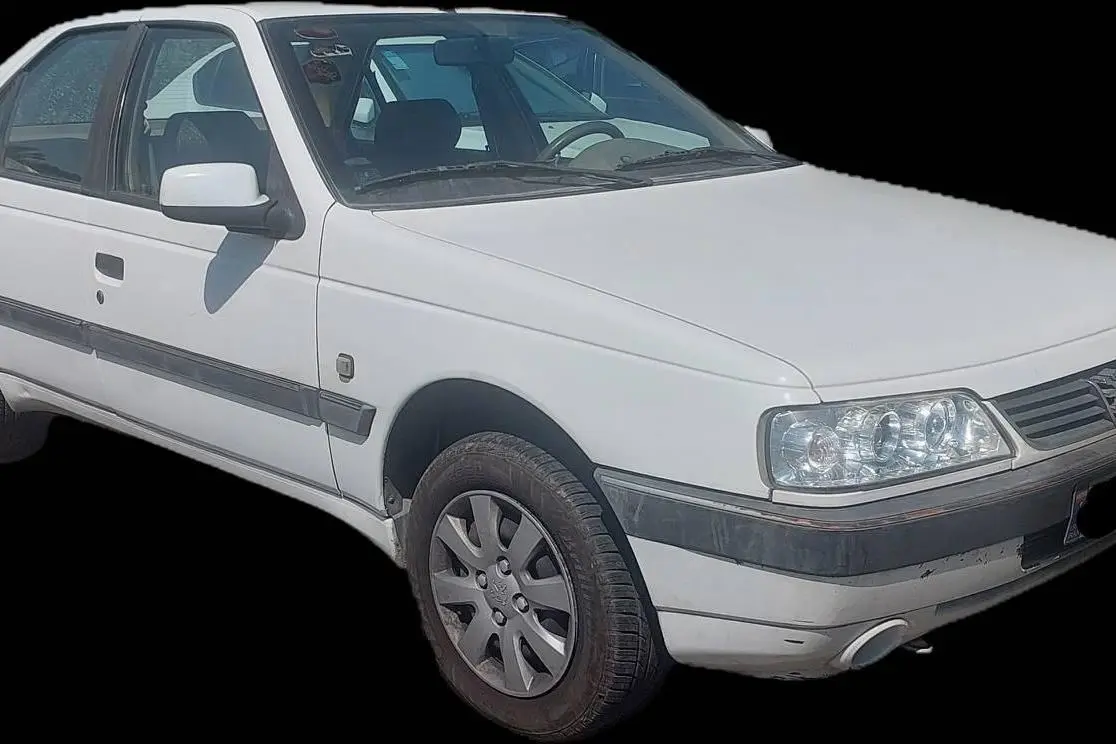 پژو،  405