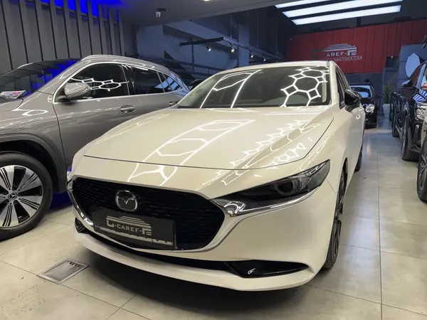 مزدا، 3 وارداتی