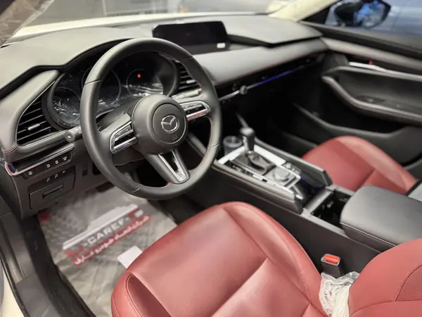 مزدا، 3 وارداتی