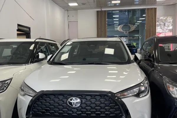 تویوتا، کرولا کراس هیبرید