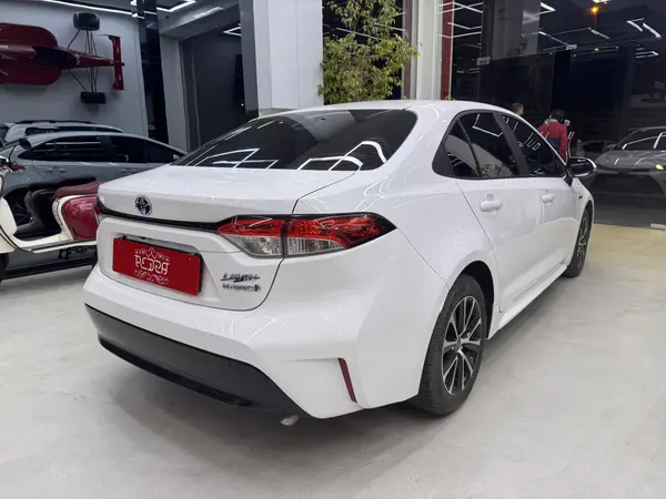 تویوتا، لوین هیبرید