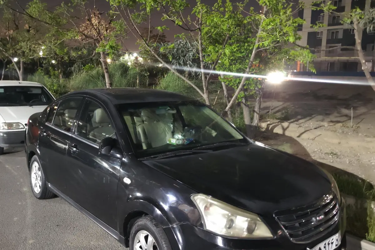 ام وی ام،  550