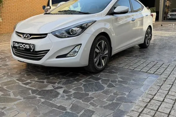 هیوندای، النترا