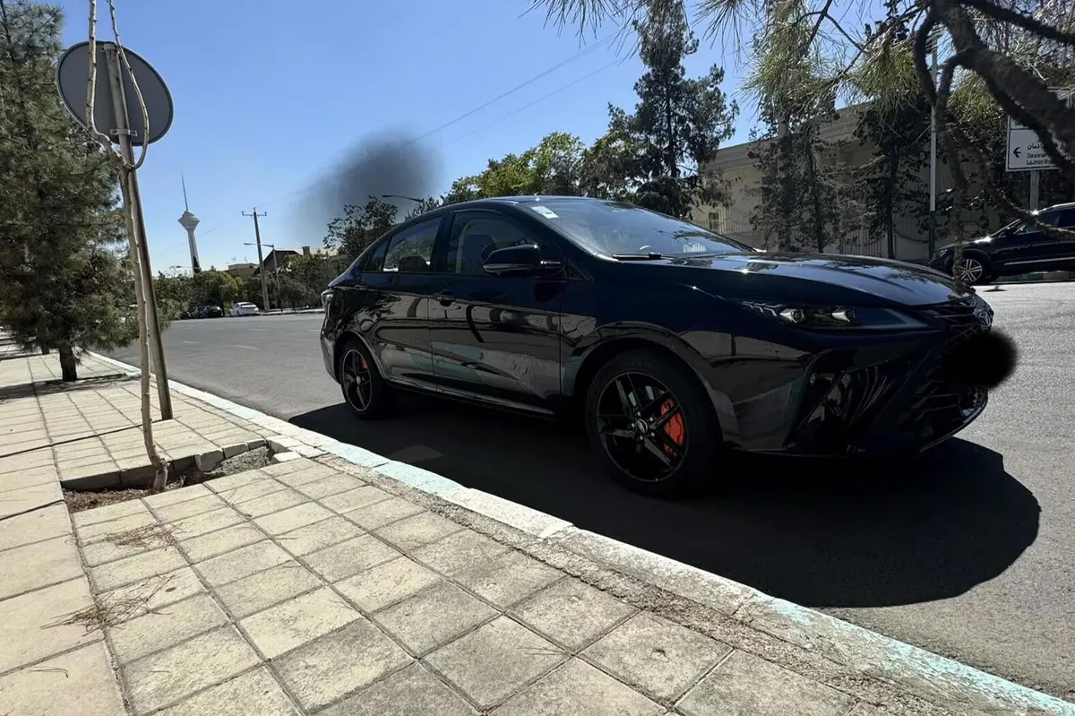 فونیکس،  آریزو 6 جی تی (Z6 GT)