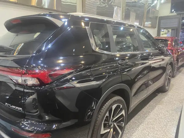 میتسوبیشی، اوتلندر