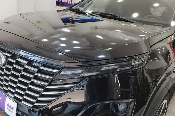 حواله ام وی ام، X33 کراس