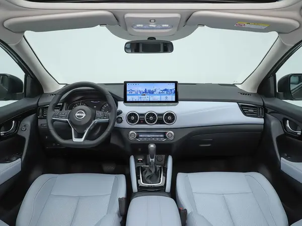 نیسان، قشقایی