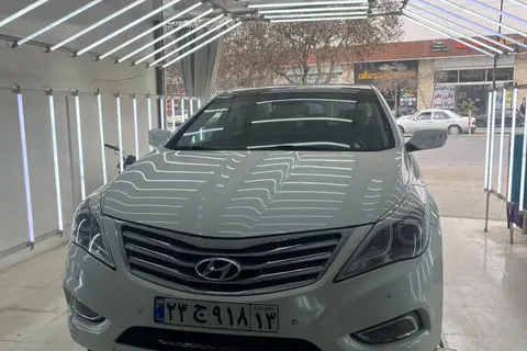 هیوندای، آزرا (گرنجور)