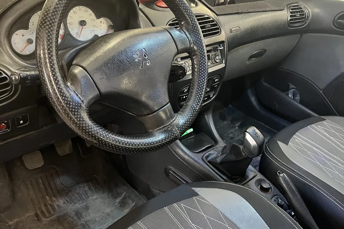 پژو،  206 SD