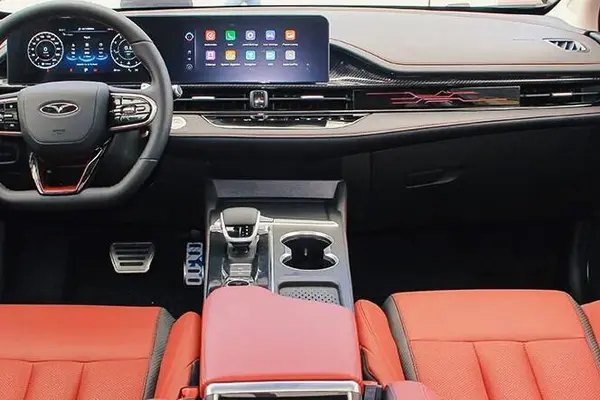 فونیکس، آریزو 6 جی تی (Z6 GT)