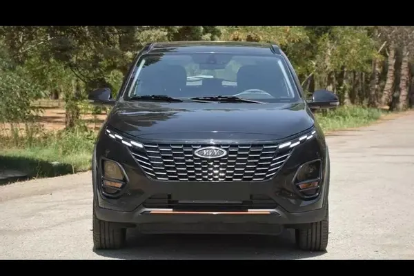 ام وی ام، X33 کراس