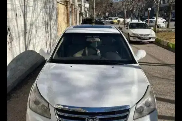 ام وی ام، 550