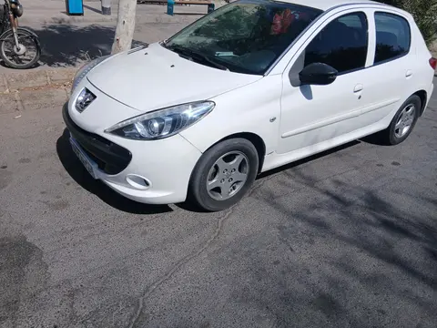 پژو، 207