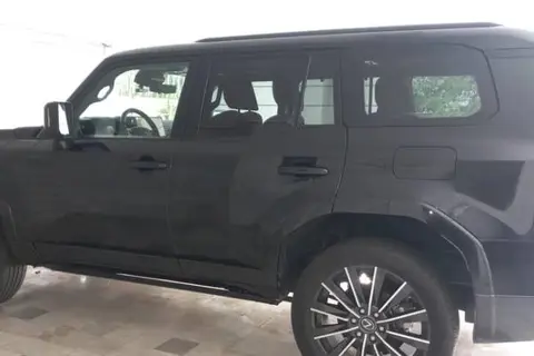 لکسوس، GX
