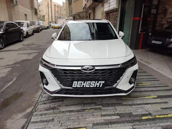 فونیکس، آریزو 8 (Z8)