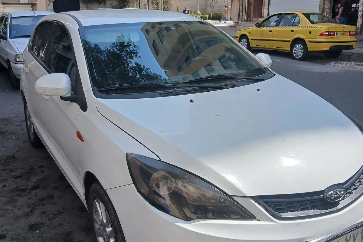 ام وی ام،  315هاچ بک