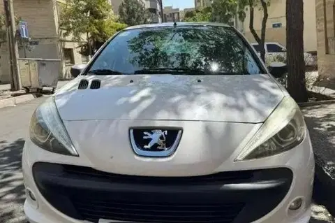 پژو، 207