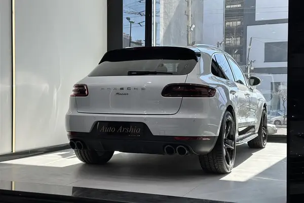 پورشه، ماکان