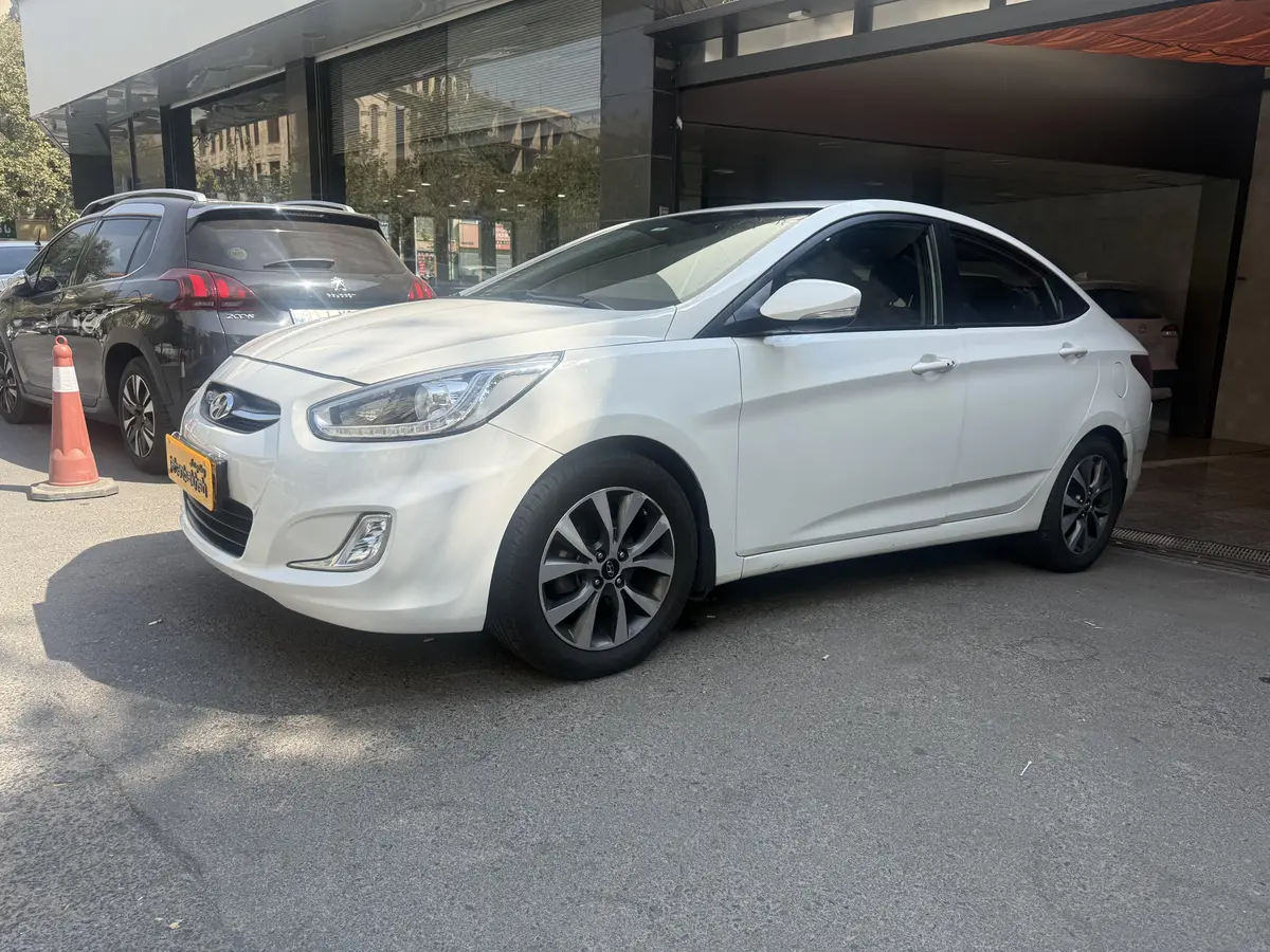 هیوندای،  اکسنت (مونتاژ)