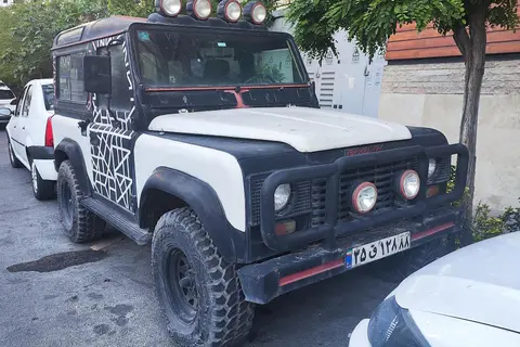 پاژن، دو در
