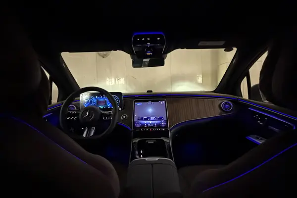 بنز  EQE SUV