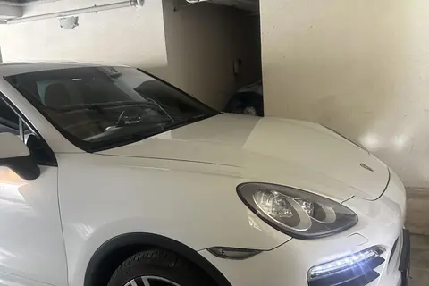 پورشه، کاین