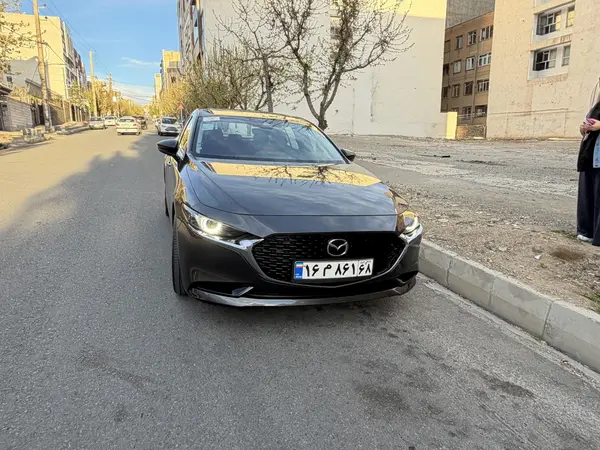 مزدا، 3 وارداتی