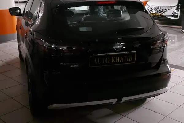 نیسان، قشقایی