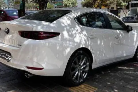 مزدا  3 وارداتی