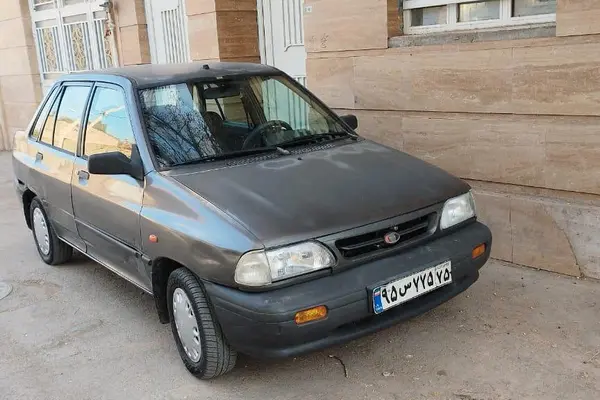 پراید، صندوق دار