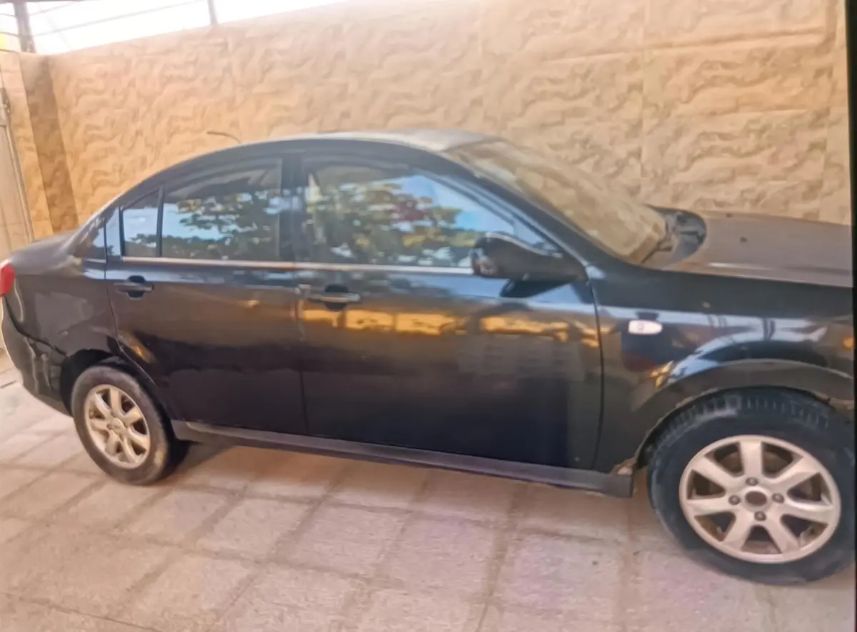 ام وی ام،  550