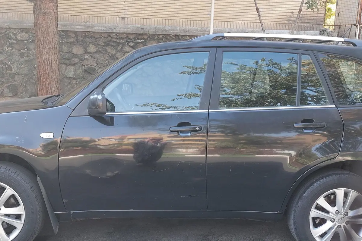 ام وی ام،  X33