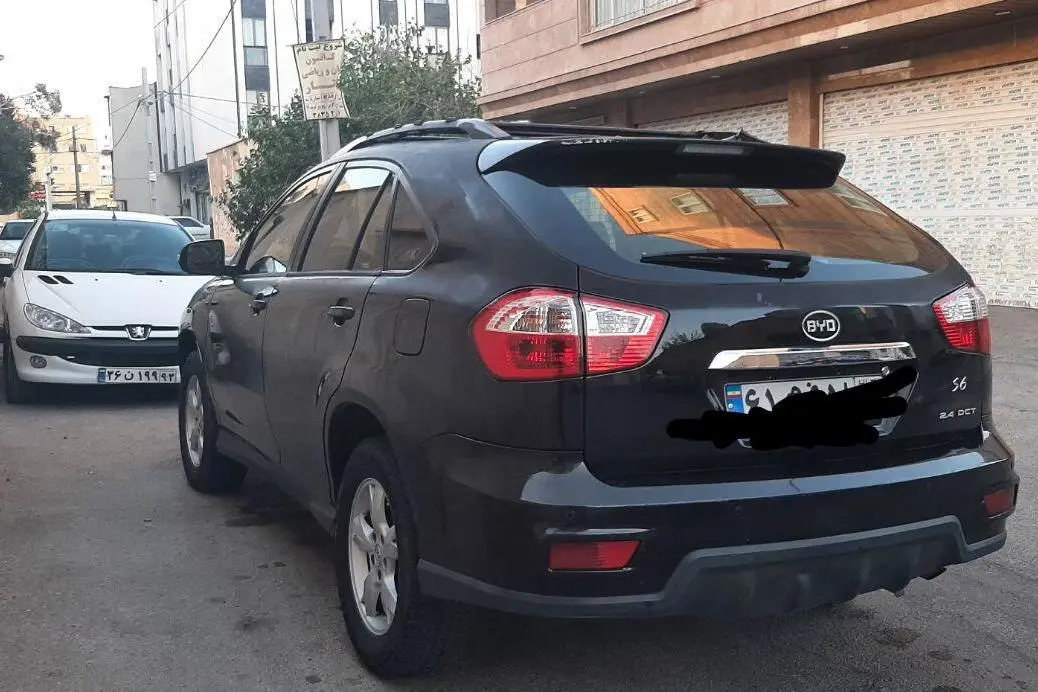 بی وای دی،  S6