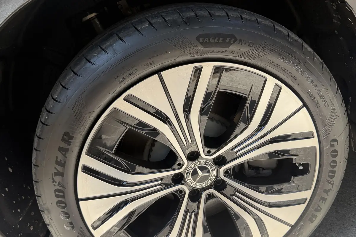 بنز،  EQE SUV