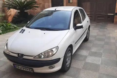 پژو، 206