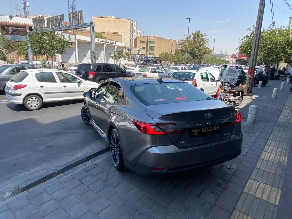 تویوتا  کمری هیبرید