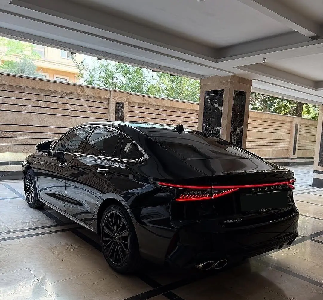 فونیکس،  آریزو 8 (Z8)