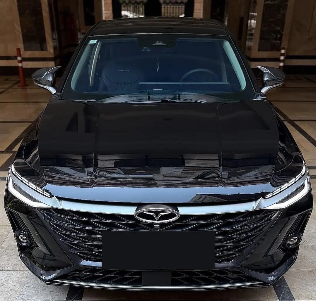 فونیکس،  آریزو 8 (Z8)