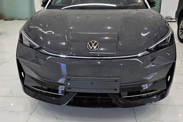 فولکس، آی دی یونیکس