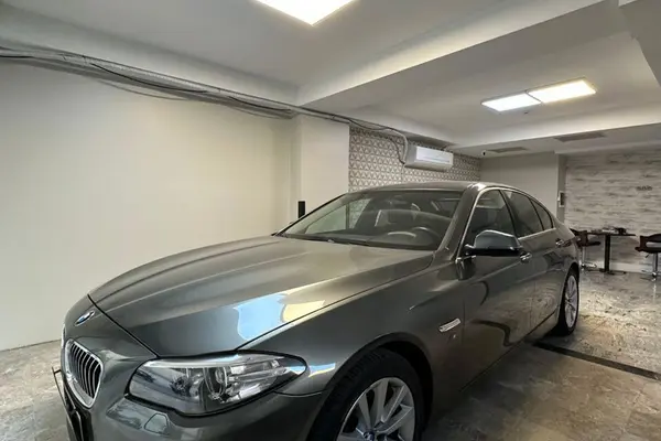 ب ام و، سری 5 سدان