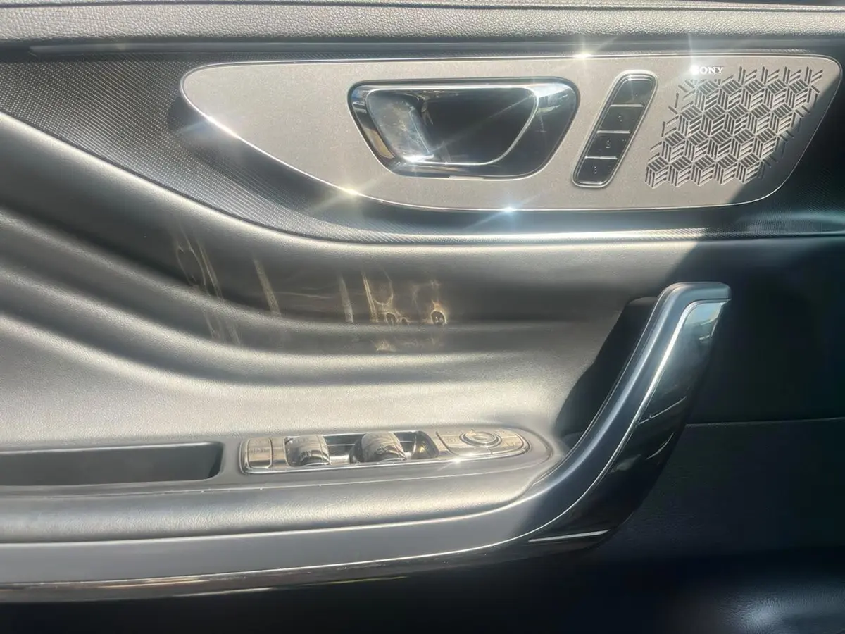 اکستریم،  LX (SX)
