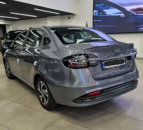 کی ام سی، ایگل