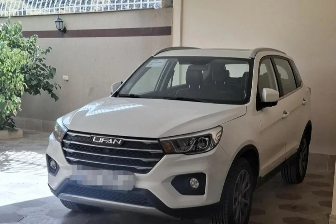 لیفان،  X70
