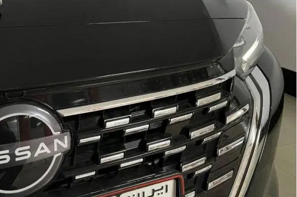 نیسان، سیلفی