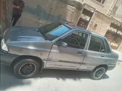 پراید، صندوق دار