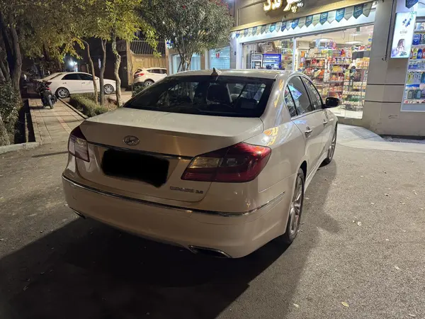 هیوندای، جنسیس