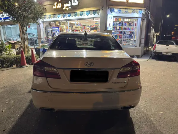 هیوندای، جنسیس