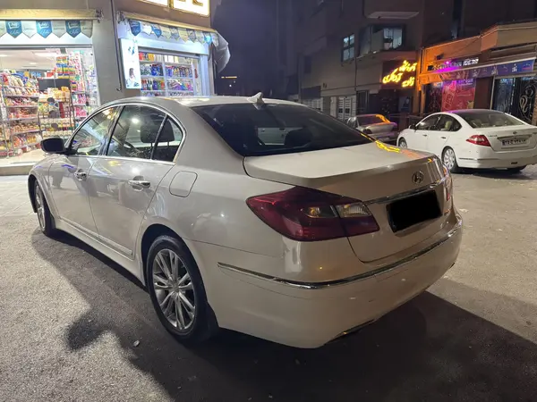 هیوندای، جنسیس