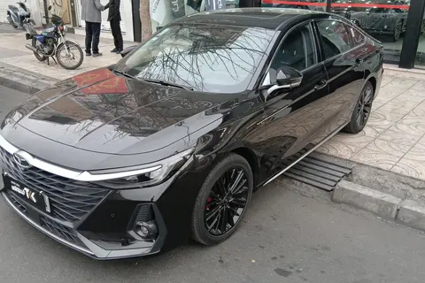 فونیکس، آریزو 8 (Z8)